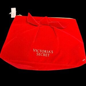 ❤️ Victoria’s Secret Red Velvet Clutch with Bow – Chic & Festive-Valentines Day